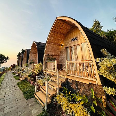 The Blooms Villas ブドゥグル エクステリア 写真